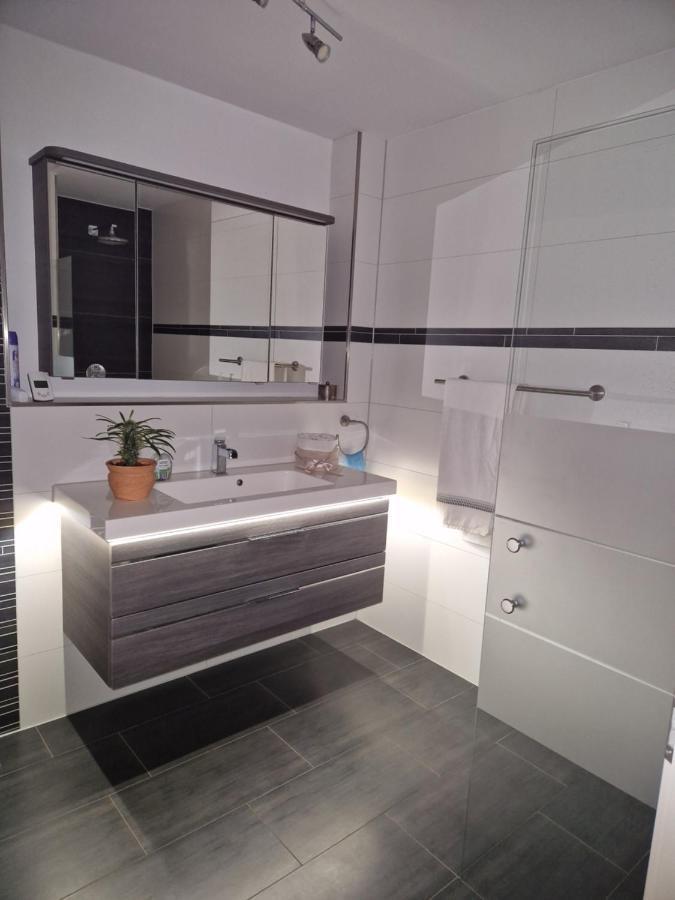 Hochwertige 85Qm-Wohnung In Wuppertal-Vohwinkel Exterior photo